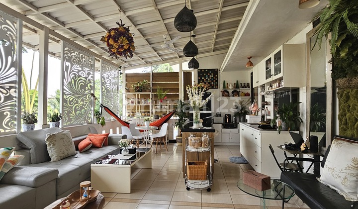 Rumah Cantik di BSD City Bangunan 2 Lantai Furnish Siap Huni 2