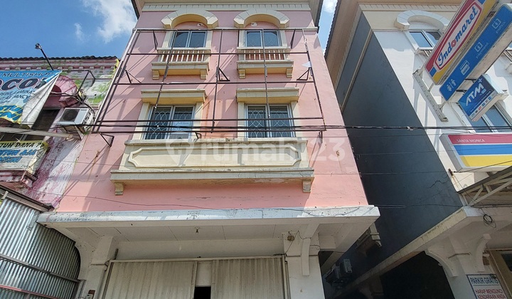 Ruko Santa Monica Di Gading Serpong 3 Lantai Hadap Jl Raya Ruko Santa Monica Di Gading Serpong 3 Lantai Hadap Jl Raya