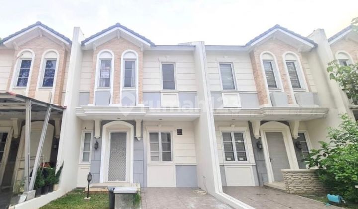 Nice House in Vanya Park BSD 2 Floors Semi-Furnished Ready to Occupy