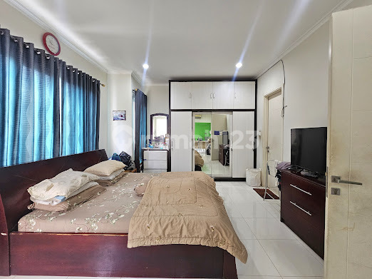Home in Gading Serpong, Starling Cluster, Semi-Furnished, Ready to Occup Home in Gading Serpong, Starling Cluster, Semi-Furnished, Ready to Occup