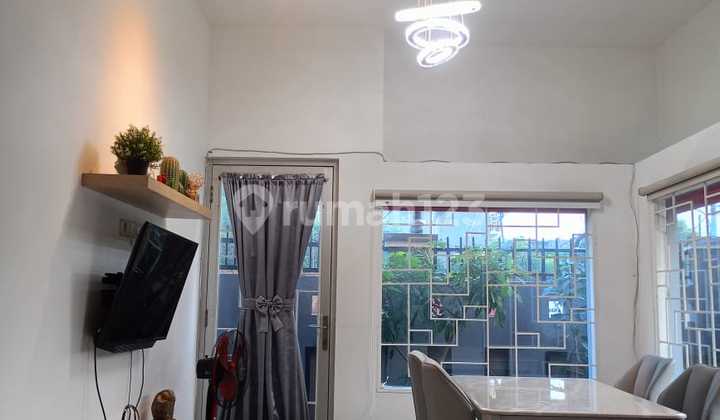 RUMAH RAPIH DI BINTARO SUDAH FURNISHED SIAP HUNI LOKASI STRATEGIS