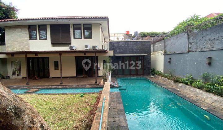 Rumah Hoek Nyaman Strategis Di Kuningan Jakarta Selatan 2