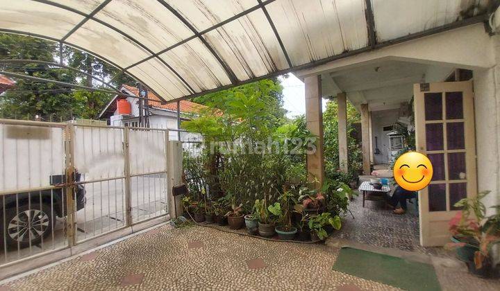 Nego Rumah Klasik Kebayoran Baru Jakarta Selatan SHM 2