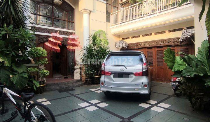 Nego Rumah Bagus Semi-Furnished Kemang Jakarta Selatan SHM  1