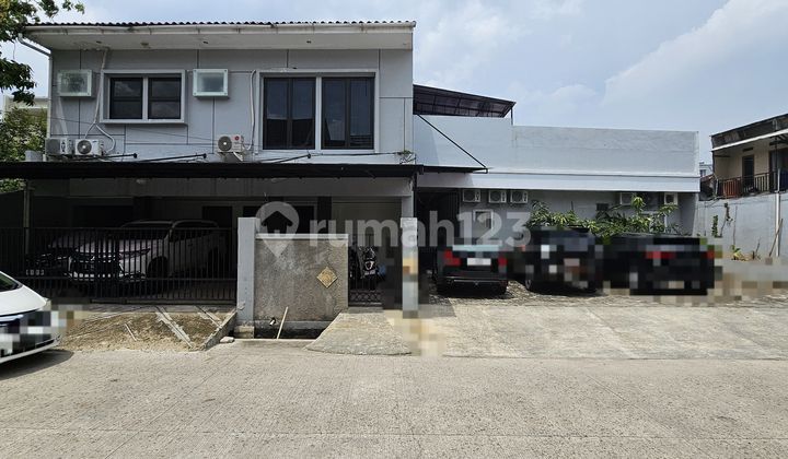 Rumah Kos Tingkat Hunian Tinggi Kebayoran Baru Jakarta Selatan 