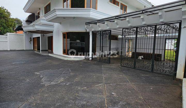 Nego Rumah Siap Huni Luas Strategis di Area Elite Kemang Jakarta 1