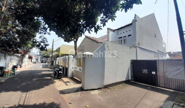 Rumah Adem Dalam Komplek Dekat Pondok Indah 1