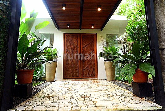 Rumah Mewah 1630 M2 SHM di Jagakarsa Jakarta Selatan 2