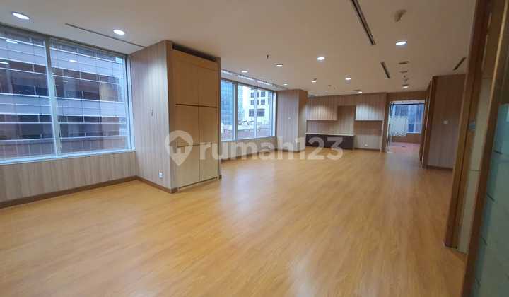 Unit Mewah Siap Huni Menara Sudirman Jakarta Unit Mewah Siap Huni Menara Sudirman Jakarta