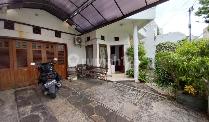 Rumah Bagus Strategis Di Bendungan Hilir Pejompongan Jakarta Shm