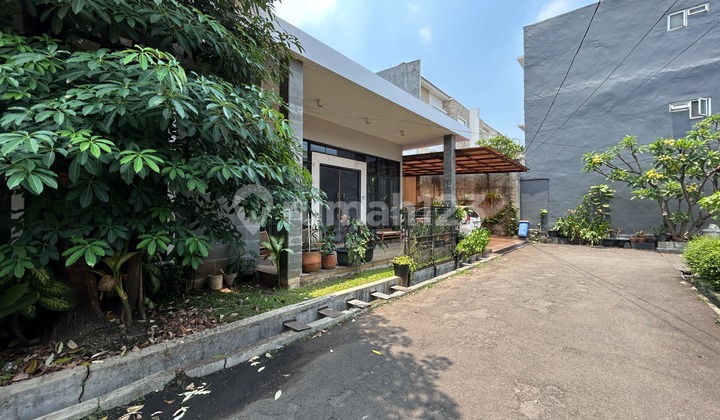 Nice House with SHM in Tebet 2