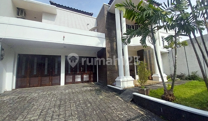 House, 2 Floors, SHM, in Kemang, 2