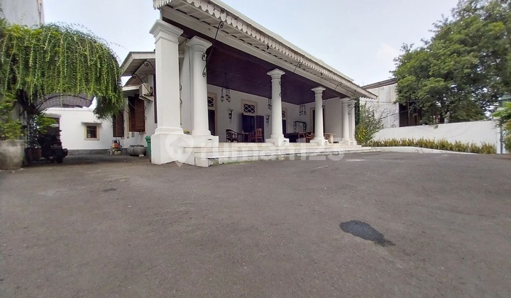 Ruang Usaha 2 Lantai Sangat Luas Strategis Di Kemang Jakarta Selatan