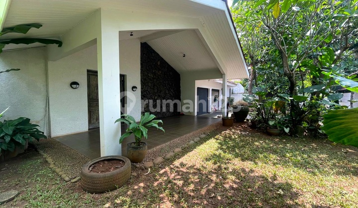 House, 1 Floor, SHM, in Kemang,