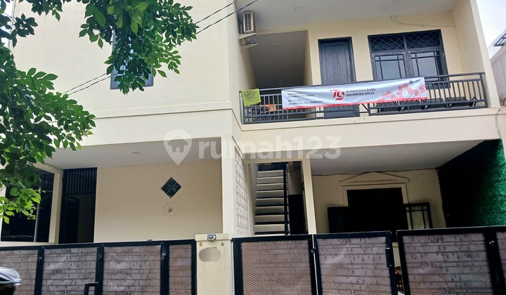 Kost Di Bangka Jakarta Selatan Shm 172.0 M²
