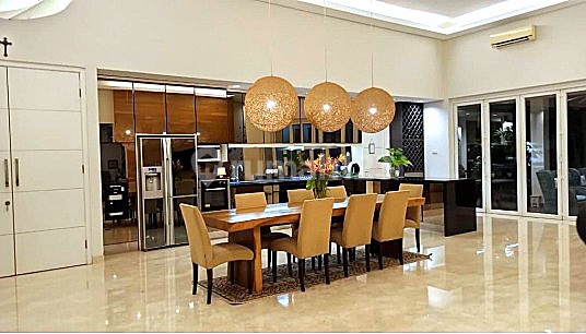 Rumah Mewah 1630 M2 SHM di Jagakarsa Jakarta Selatan Rumah Mewah 1630 M2 SHM di Jagakarsa Jakarta Selatan