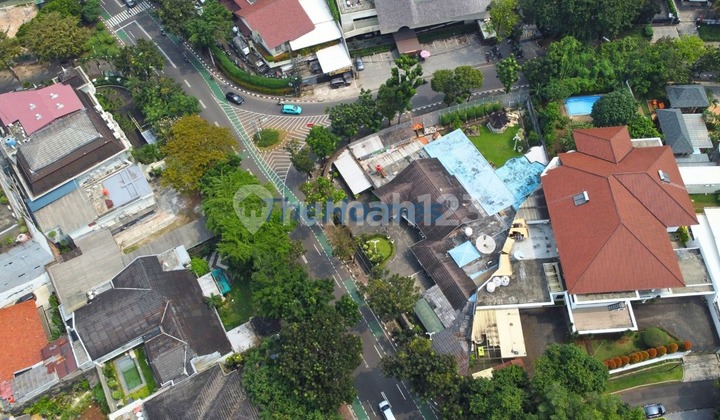Rumah Klasik Seluas 1470 M2 Shm Di Kebayoran Baru  2