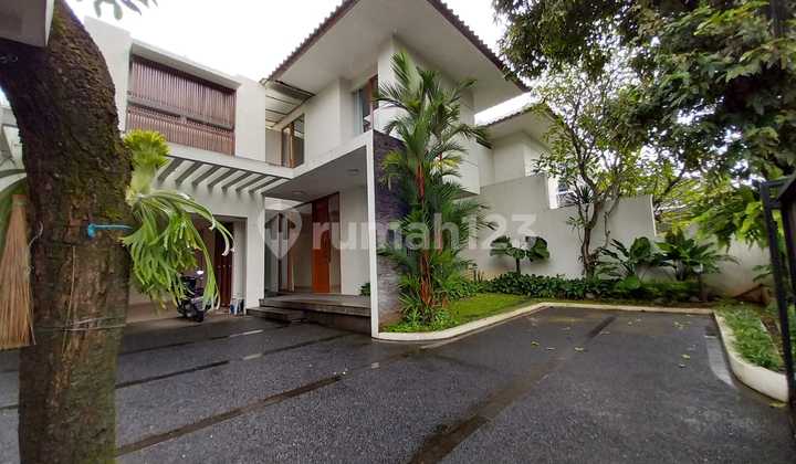 Rumah, 2 Lantai, SHM, di Kemang Rumah, 2 Lantai, SHM, di Kemang