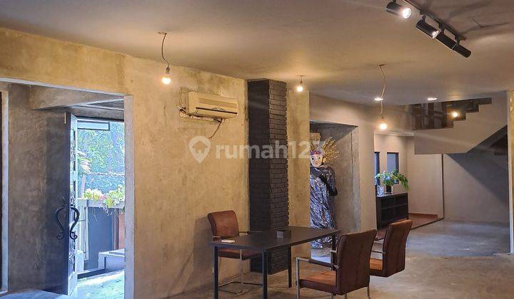 Rumah Di Area Bisnis Strategis Kebayoran Baru Jakarta Selatan 2