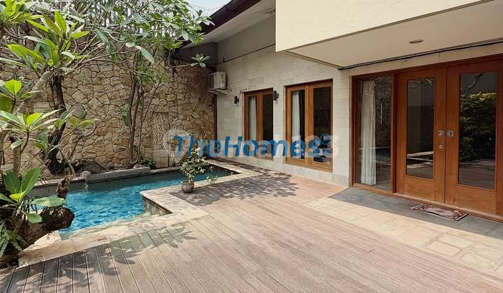 Siap Huni, Rumah, 2 Lantai, SHM, Dekat Sekolah Internasional, Bebas Banjir, Siap Huni, Rumah, 2 Lantai, SHM, Dekat Sekolah Internasional, Bebas Banjir,