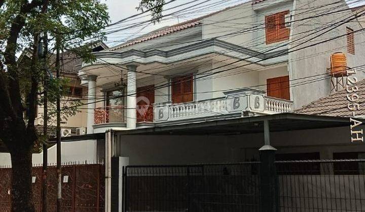 Rumah Mewah Dan Ekslusive Cocok Buat Kantor Di JakSel 1