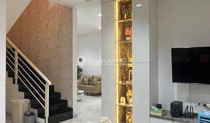 Rumah Mewah Minimalis Siap Huni Di Emerald Bintaro Jaya 2