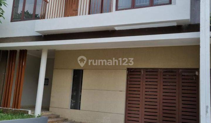 Rumah Luas Siap Huni Ada Taman Di Graha Raya Bintaro 1