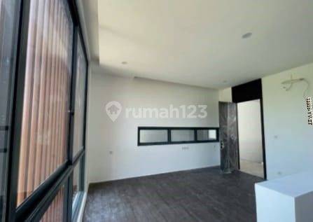 Dijual Brand New House Siap Huni Di  Lebak Bulus Jakarta Selatan 2