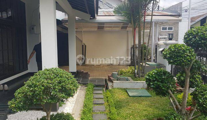 Rumah Bagus di Jl. Setramurni Atas Bandung Utara 1