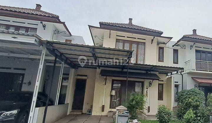 Rumah Kontrakan 2 Lantai Bagus Semi Furnished Sertifikat Hak Milik di Cluster Premier , Tangerang 2