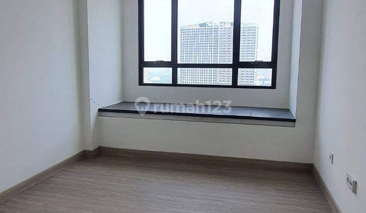 Apartement Collins Boulevard Unfurnished Baru 2