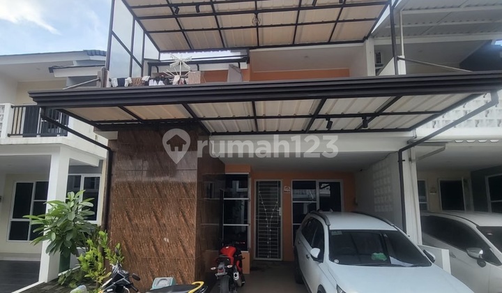 Rumah, 2 Lantai Sudah Renovasi SHM di Aryana Karawaci