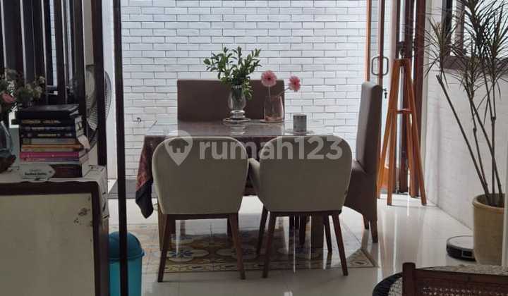 Rumah Bagus Semi Furnished SHM Modernland, Tangerang 2
