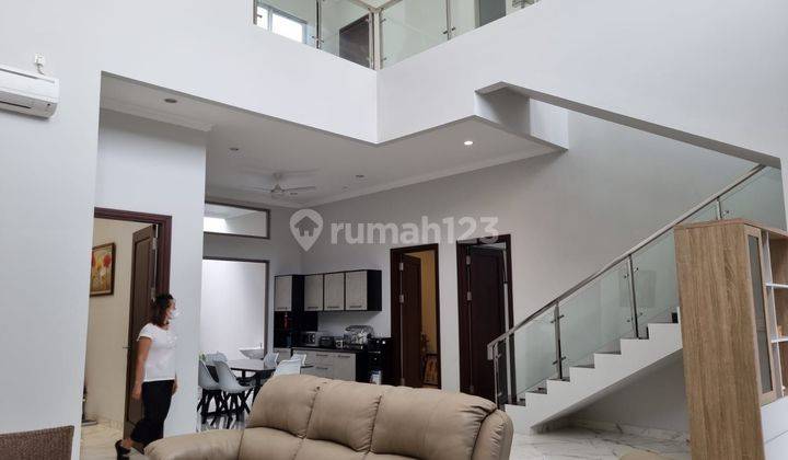 Rumah full furnish baru di Alam Sutera  1