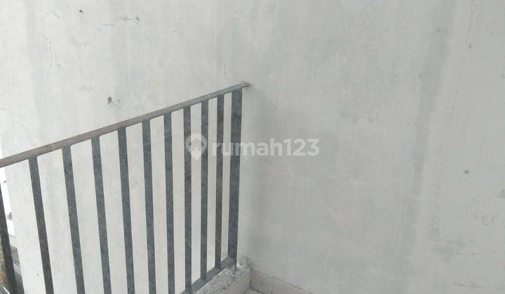 Rumah minimalis terawat di Graha Jeumpa Bintaro  2