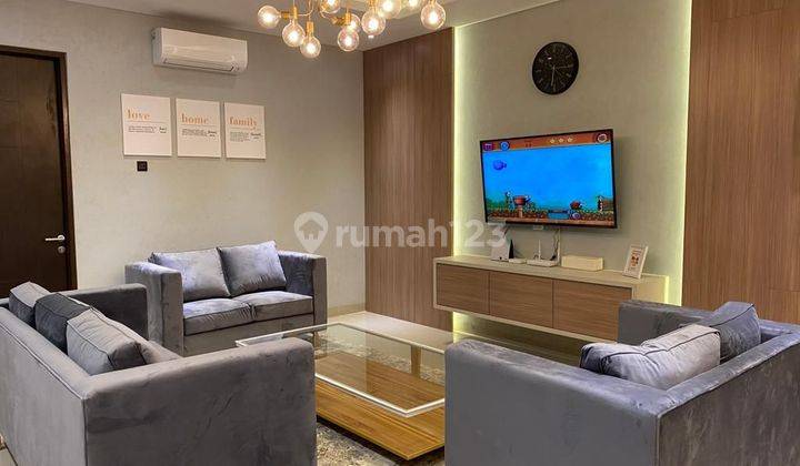 Rumah bagus 3 lantai di Alam Sutera 1