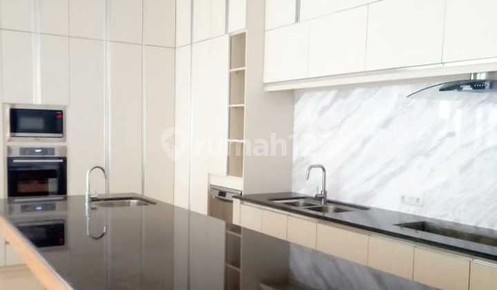 For Rent Rumah Mewah di Kebayoran Baru 2