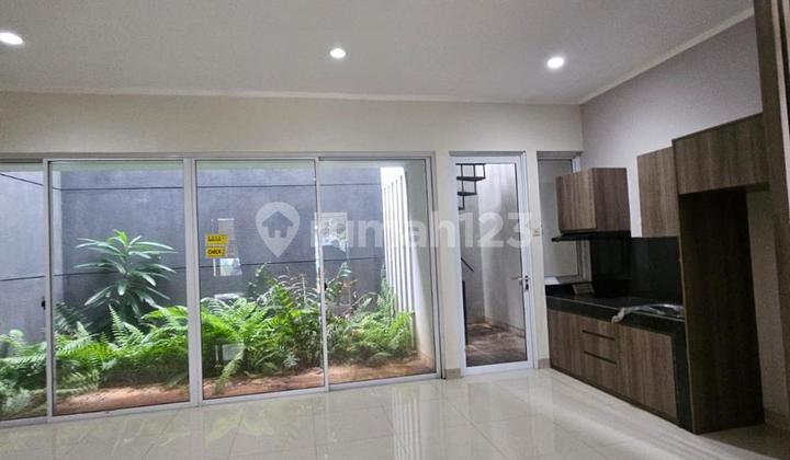 Rumah 2 Lantai di Discovery Bintaro Sektor 9 Sudah SHM