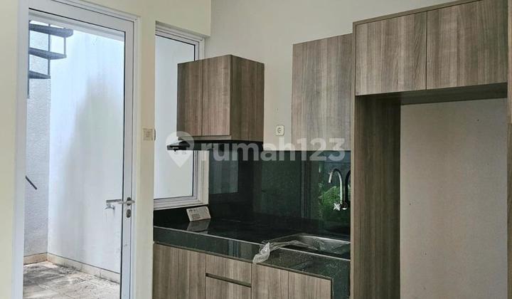 Rumah 2 Lantai di Discovery Bintaro Sektor 9 Sudah SHM 2