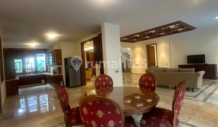 Rumah Cantik & Asri di Kemangcocok Hunian atau Silent Office