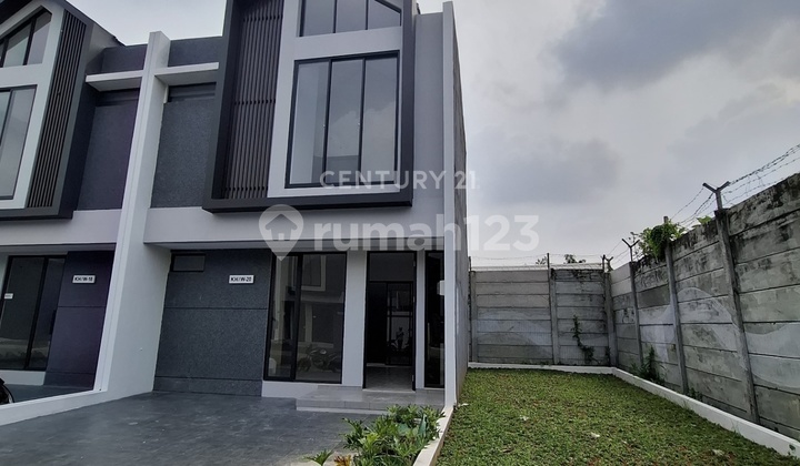 Strategic New House Attractive Price in Kebayoran Harmoni