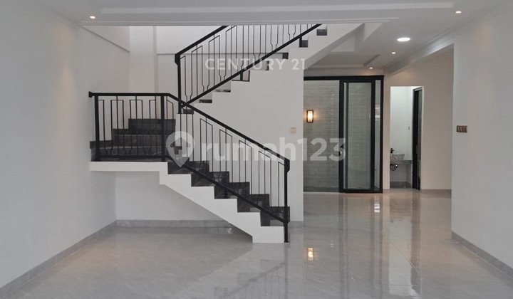 For Sale Nice Strategic House In Graha Raya 2