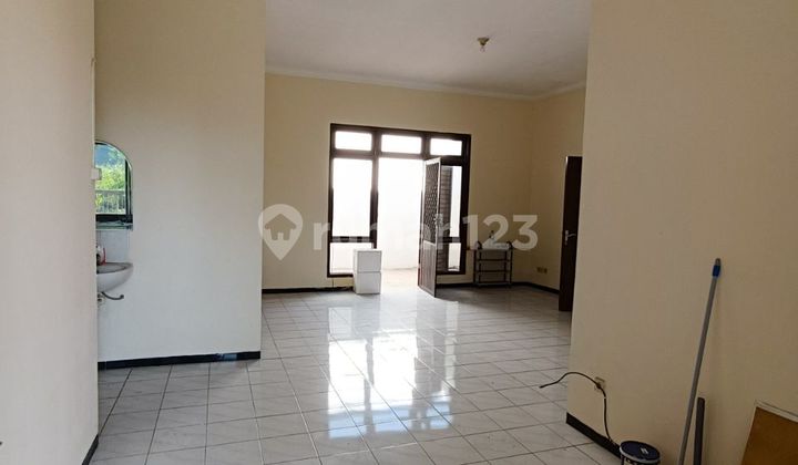 Cheap Rental Tjandra Cottage House, Near Toll Gate Entrance