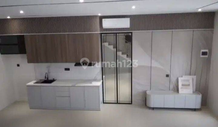 Dijual Rumah Baru Semi Furnish Babatan Pantai Surabaya 2