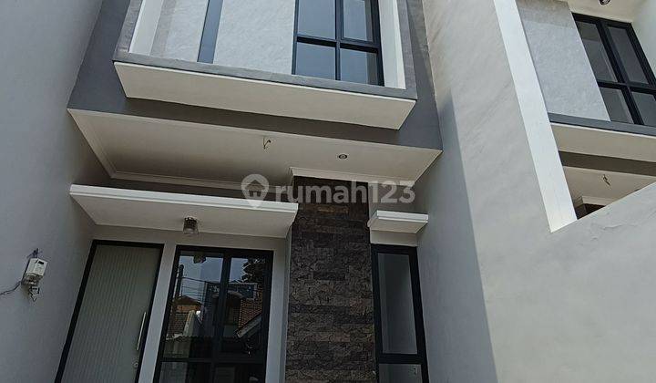 New Rumah Sutorejo Model Scandinavian 2