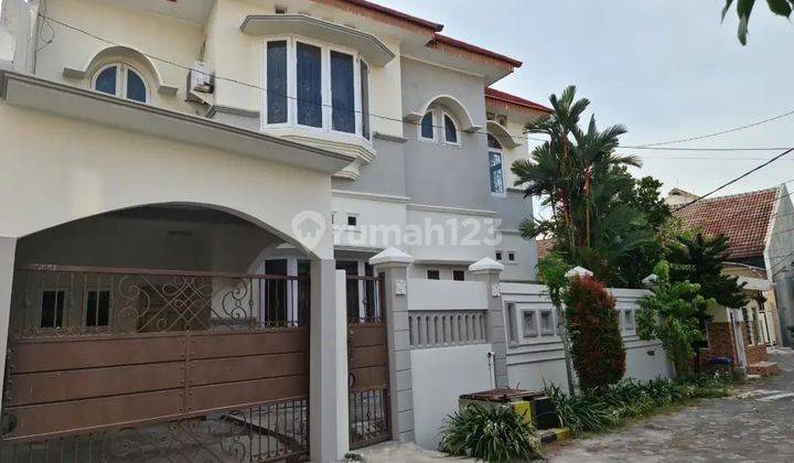 Dijual Rumah Semi Furnish Dharmahusada Mas (rumah Hook Akses 2 Sisi) 1