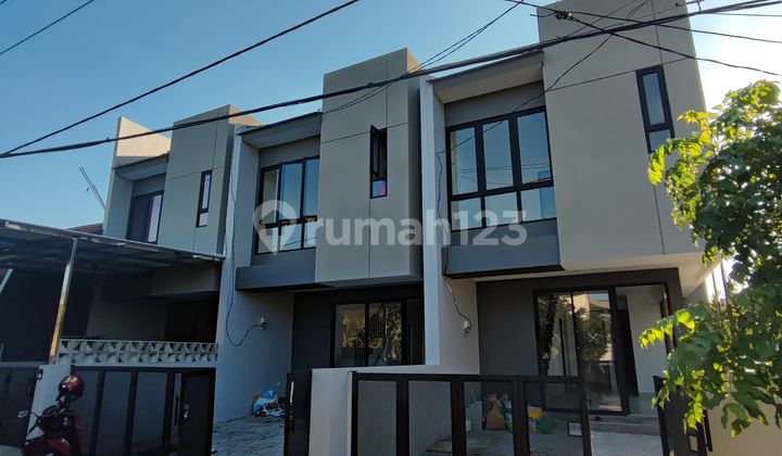 For Rent, Hook Sutorejo House, Newly Built 2 Floors