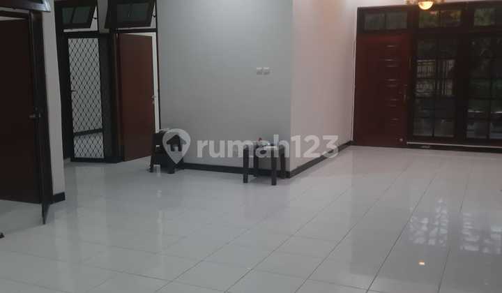 Disewakan Rumah Dharmahusada Ada Ac, Surabaya Timur 2