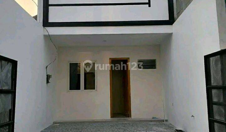 Dijual Rumah Baru 2 Lantai Siap Huni Semolowaru Elok Surabaya Timur
 1