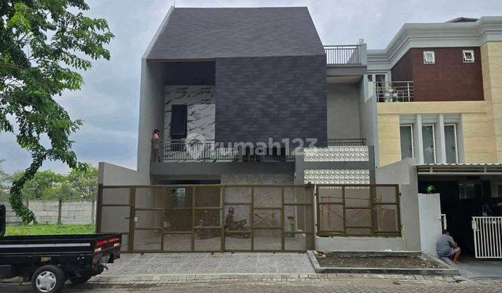 Rumah Baru Gress Ada Pool Pakuwon City Surabaya Timur 1